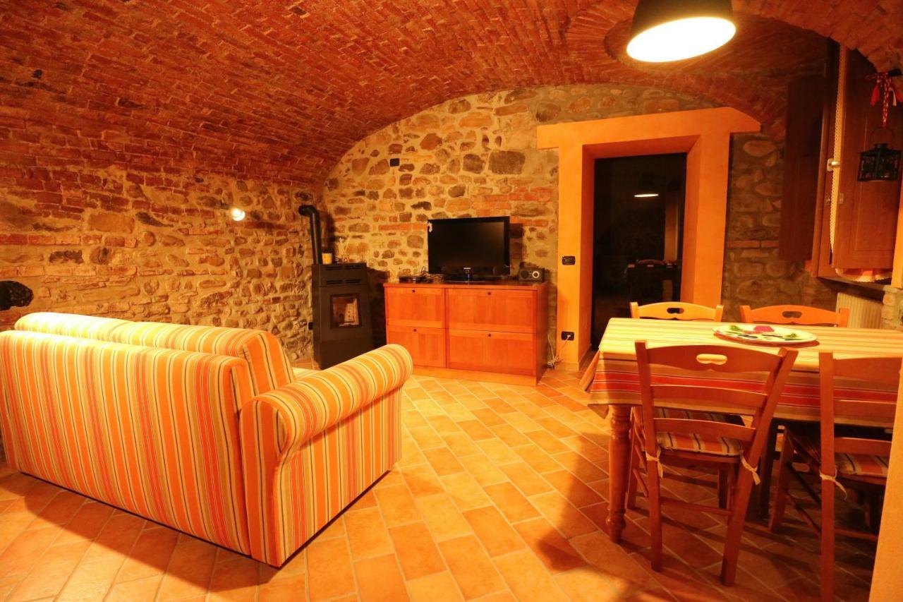 B&B La Corte Suites Salice Terme Exterior foto