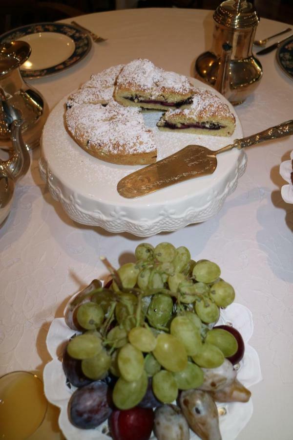 B&B La Corte Suites Salice Terme Exterior foto